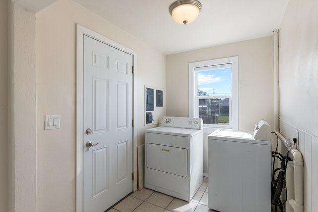 2304 E Rockwell Ave, Spokane, WA 99207