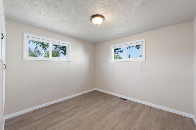2304 E Rockwell Ave, Spokane, WA 99207