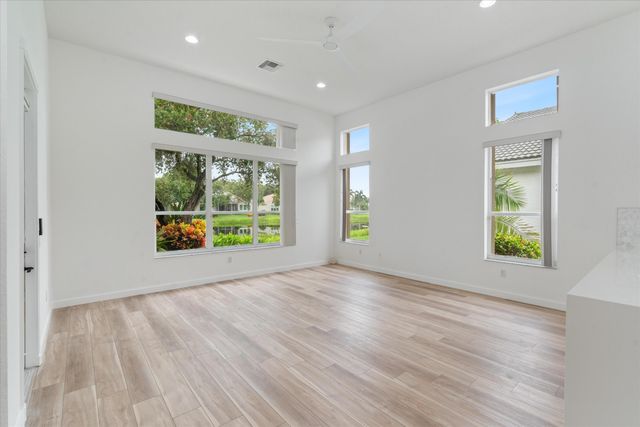 6830 FIJI Circle, Boynton Beach, FL 33437