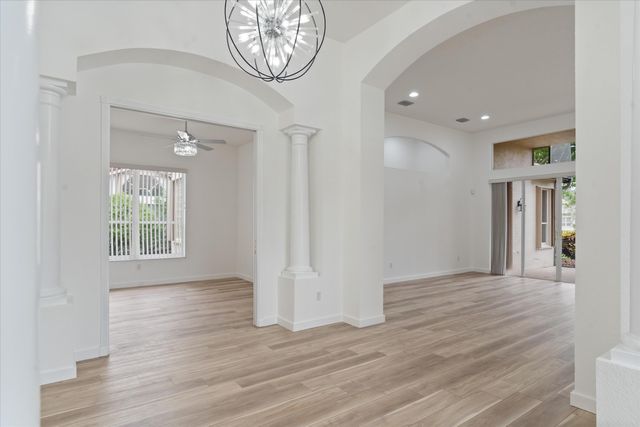 6830 FIJI Circle, Boynton Beach, FL 33437