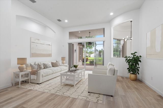 6830 FIJI Circle, Boynton Beach, FL 33437