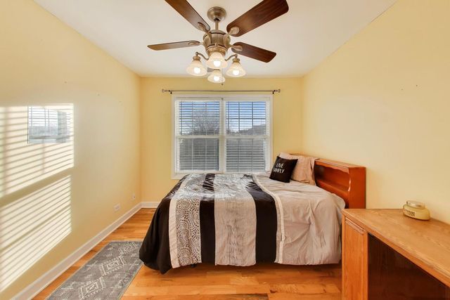 1422 Welland Court 1422, Roselle, IL 60172