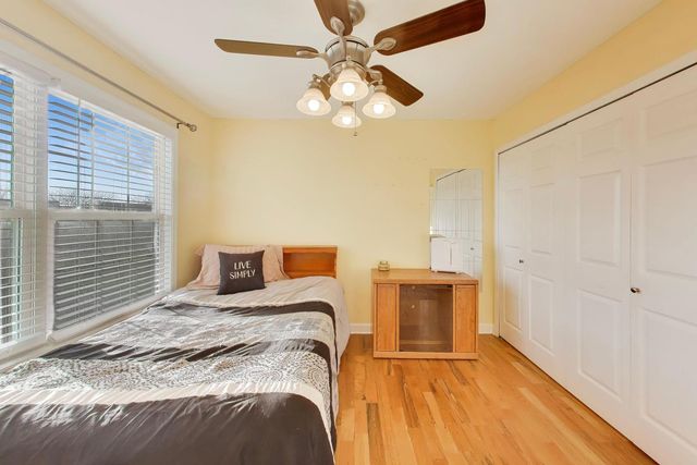 1422 Welland Court 1422, Roselle, IL 60172