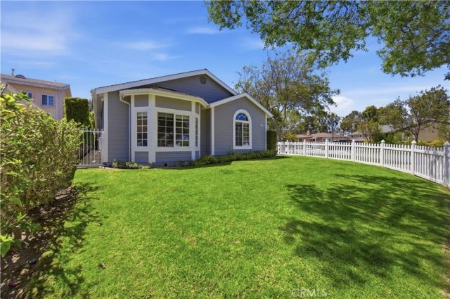 1301 Cordary Avenue, Torrance, CA 90503