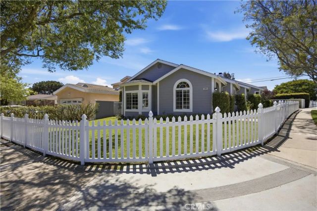 1301 Cordary Avenue, Torrance, CA 90503