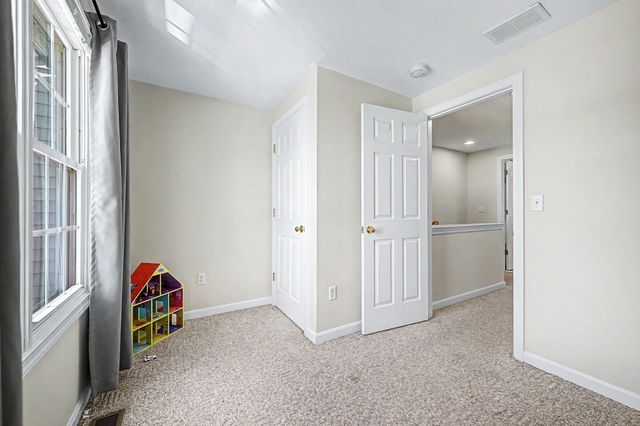 10 Fuller Ave 15, Attleboro, MA 02703