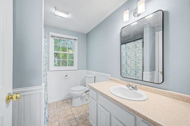 10 Fuller Ave 15, Attleboro, MA 02703