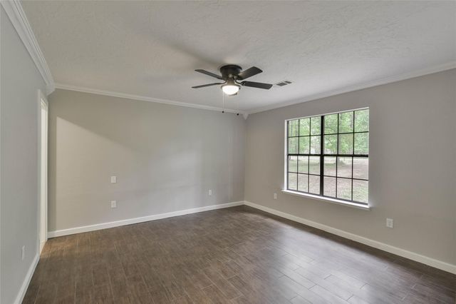 677 County Road 6763, Dayton, TX 77535