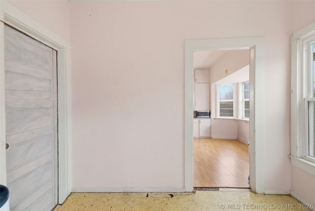 402 E 6th Street, Claremore, OK 74017