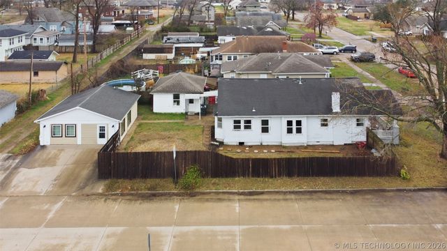 402 E 6th Street, Claremore, OK 74017