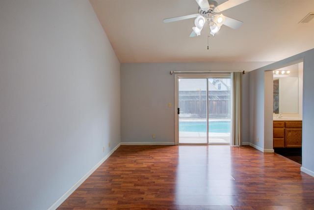 6054 Kasper Dr, Riverbank, CA 95367