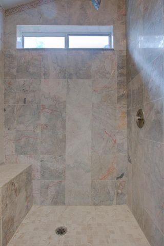 6054 Kasper Dr, Riverbank, CA 95367