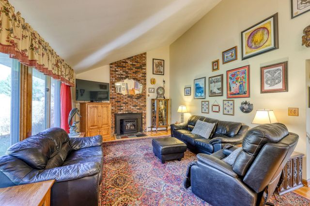 17 Homer Place, Poughkeepsie, NY 12603