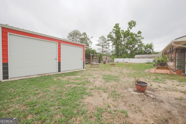 106 Beaver Drive, Blackshear, GA 31516