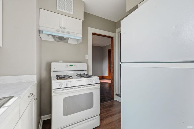 3009 Holton Avenue, Fort Wayne, IN 46806