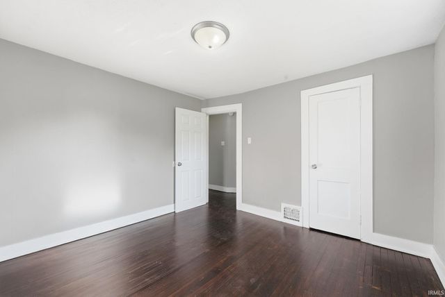 3009 Holton Avenue, Fort Wayne, IN 46806
