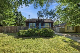21946 Hayes Avenue, Eastpointe, MI 48021
