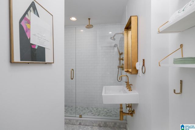 1210 REGAL AVENUE, Birmingham, AL 35213