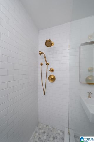 1210 REGAL AVENUE, Birmingham, AL 35213