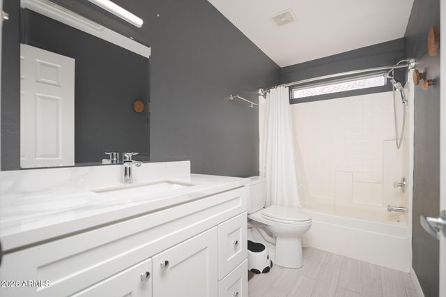 6014 W PUEBLO Avenue, Phoenix, AZ 85043