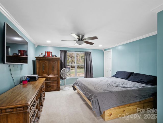 2200 Peninsula Avenue, Shelby, NC 28150