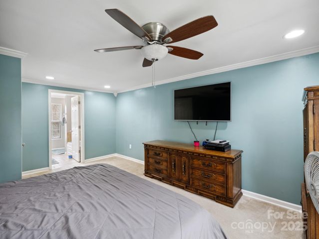 2200 Peninsula Avenue, Shelby, NC 28150