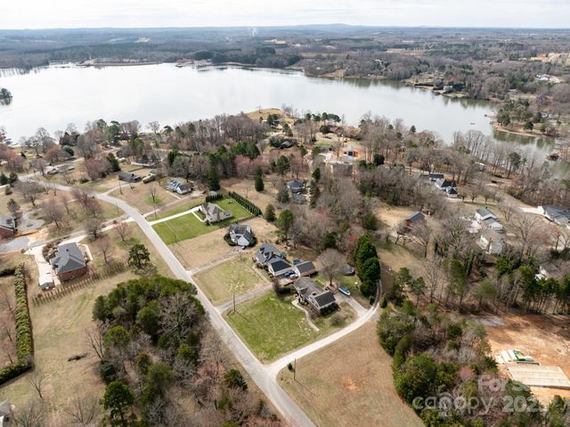 2200 Peninsula Avenue, Shelby, NC 28150
