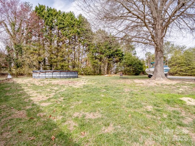 2200 Peninsula Avenue, Shelby, NC 28150