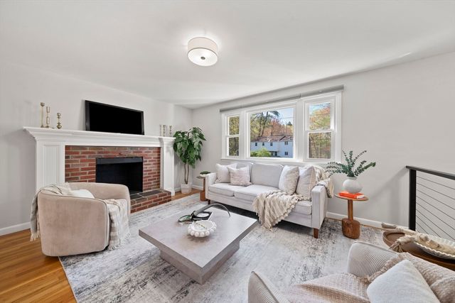 178 Morse St, Sharon, MA 02067