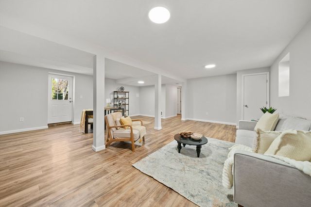 178 Morse St, Sharon, MA 02067