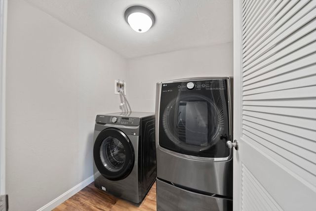 178 Morse St, Sharon, MA 02067