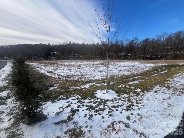 4450 US 70 Highway E, Marion, NC 28752