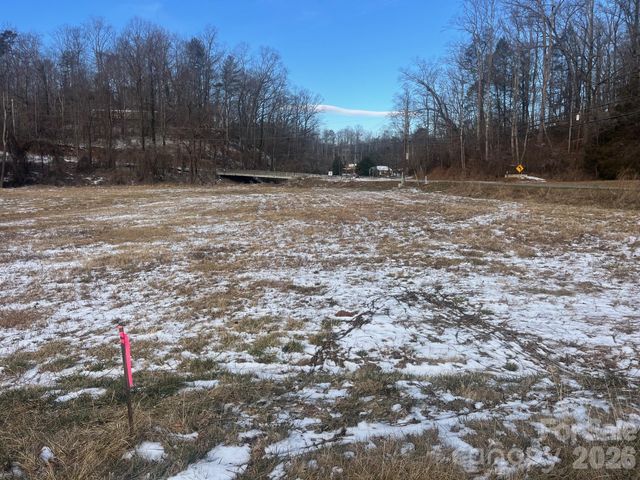 4450 US 70 Highway E, Marion, NC 28752