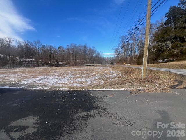4450 US 70 Highway E, Marion, NC 28752