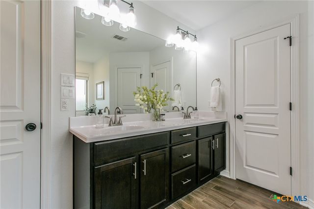 8304 Split Trail Cove, Temple, TX 76502