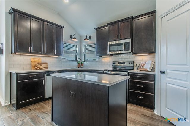 8304 Split Trail Cove, Temple, TX 76502