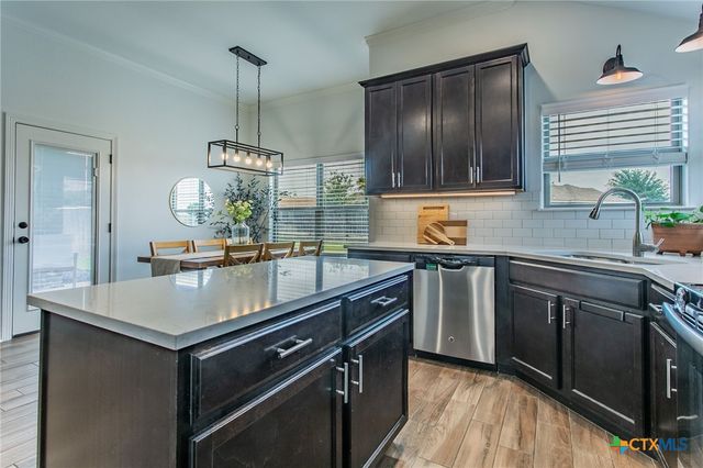 8304 Split Trail Cove, Temple, TX 76502