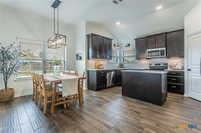 8304 Split Trail Cove, Temple, TX 76502