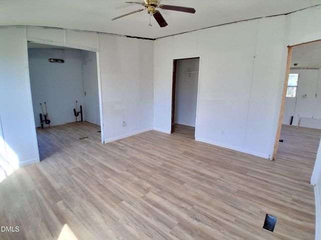 4725 Desert Ridge Road, Parkton, NC 28371