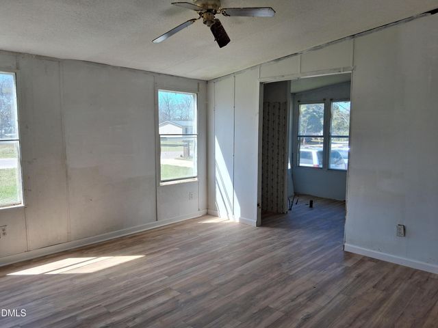 4725 Desert Ridge Road, Parkton, NC 28371