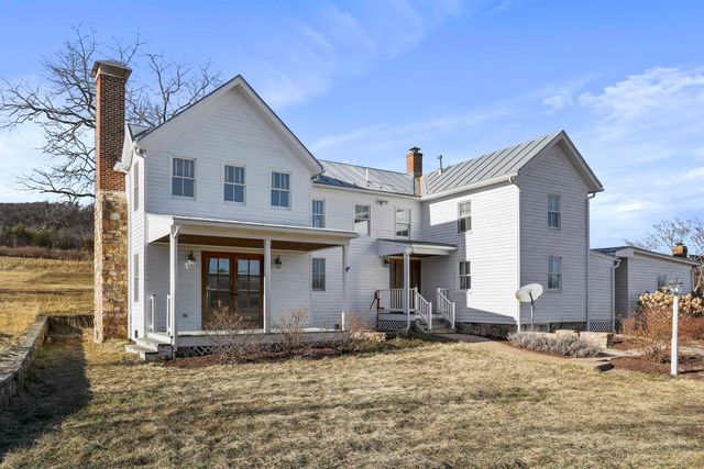 329 MILLER RD, Edinburg, VA 22824