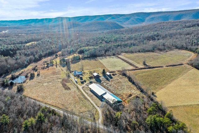 329 MILLER RD, Edinburg, VA 22824