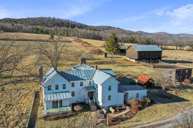 329 MILLER RD, Edinburg, VA 22824