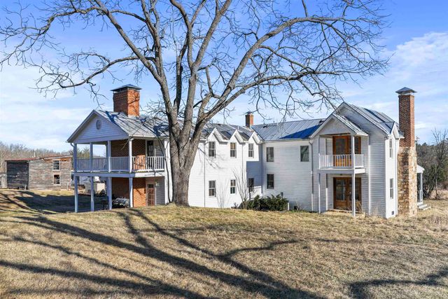 329 MILLER RD, Edinburg, VA 22824