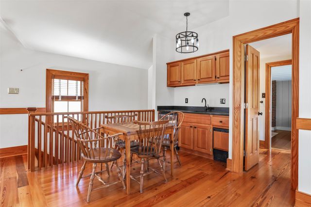 329 MILLER RD, Edinburg, VA 22824