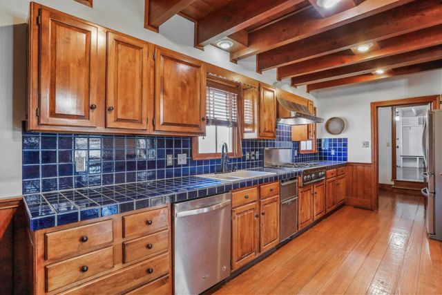 329 MILLER RD, Edinburg, VA 22824