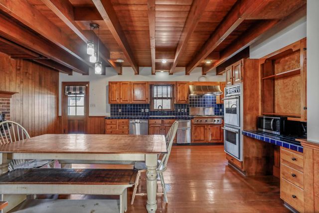 329 MILLER RD, Edinburg, VA 22824