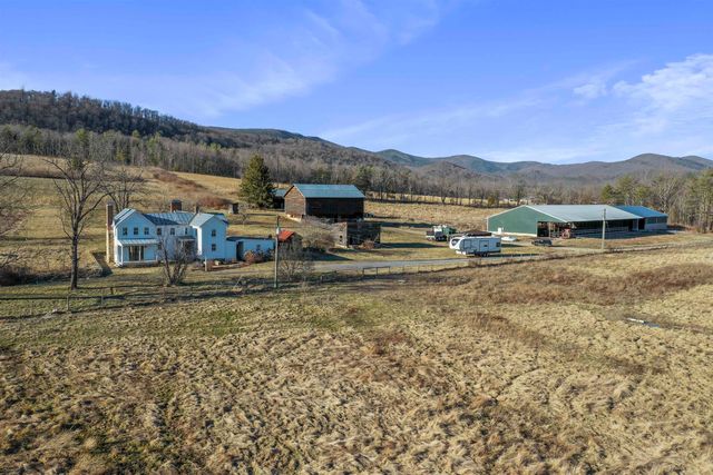 329 MILLER RD, Edinburg, VA 22824