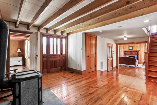 329 MILLER RD, Edinburg, VA 22824