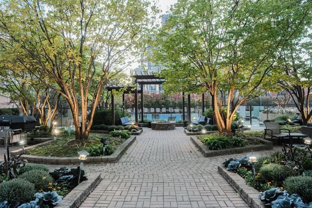 400 N LaSalle Boulevard 1401, Chicago, IL 60654